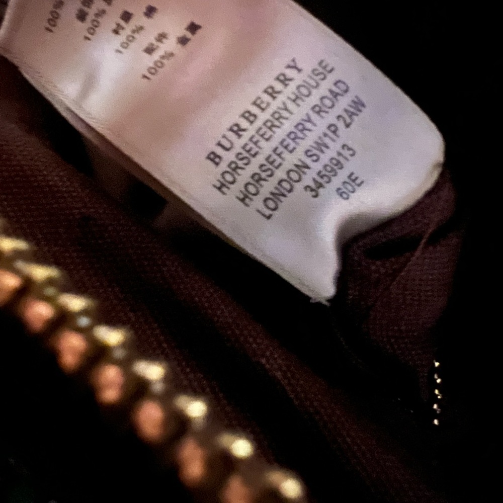 BEUTIFUL BURBERRY BAG - Picture 15 of 15